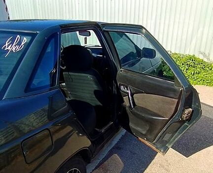 ВАЗ 2110, объемом двигателя 1.6 л и пробегом 221 тыс. км за 1700 $, фото 4 на Automoto.ua