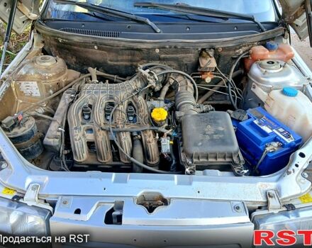 ВАЗ 2110, объемом двигателя 1.6 л и пробегом 105 тыс. км за 2000 $, фото 4 на Automoto.ua