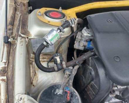 ВАЗ 2110 2006 у Тульчине на Automoto.ua Жовтий ВАЗ 2110, об'ємом двигуна 1.6 л та пробігом 152 тис. км за 2500 $, фото 8 на Automoto.ua