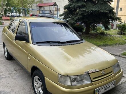Желтый ВАЗ 2110, объемом двигателя 1.5 л и пробегом 180 тыс. км за 1250 $, фото 1 на Automoto.ua