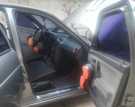 ВАЗ 2110 2005 в Запорожье на Automoto.ua Серый ВАЗ 2110, объемом двигателя 0 л и пробегом 100 тыс. км за 1500 $, фото 5 на Automoto.ua