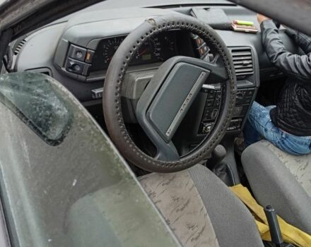 Сірий ВАЗ 2110, об'ємом двигуна 1 л та пробігом 154 тис. км за 1150 $, фото 5 на Automoto.ua