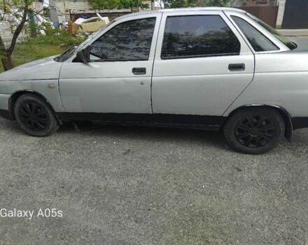 Серый ВАЗ 2110, объемом двигателя 1.5 л и пробегом 350 тыс. км за 500 $, фото 3 на Automoto.ua