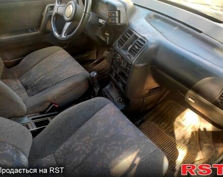 Серый ВАЗ 2110, объемом двигателя 1.5 л и пробегом 303 тыс. км за 950 $, фото 3 на Automoto.ua