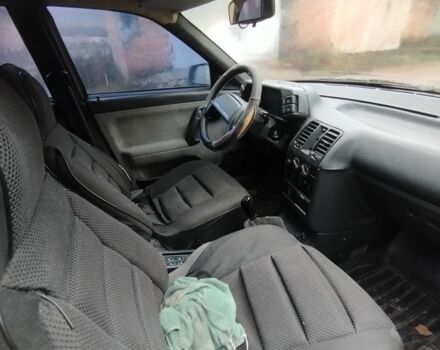 Серый ВАЗ 2110, объемом двигателя 1.5 л и пробегом 240 тыс. км за 568 $, фото 5 на Automoto.ua