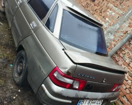 Серый ВАЗ 2110, объемом двигателя 1.5 л и пробегом 240 тыс. км за 568 $, фото 2 на Automoto.ua