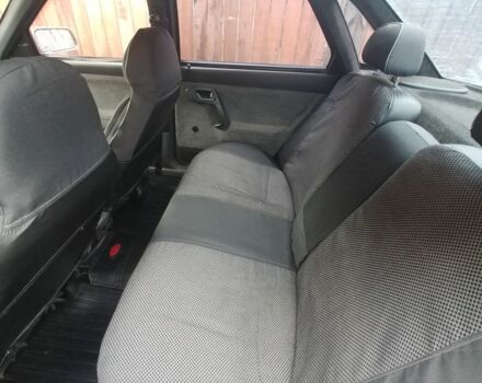 Серый ВАЗ 2110, объемом двигателя 1.5 л и пробегом 165 тыс. км за 2000 $, фото 3 на Automoto.ua