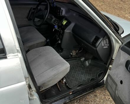 Серый ВАЗ 2110, объемом двигателя 1.5 л и пробегом 30 тыс. км за 1350 $, фото 6 на Automoto.ua