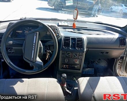 Сірий ВАЗ 2110, об'ємом двигуна 1.5 л та пробігом 290 тис. км за 1400 $, фото 5 на Automoto.ua