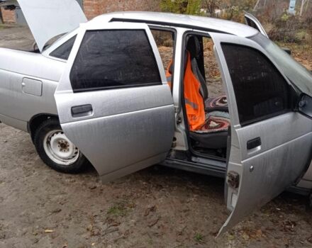 Серый ВАЗ 2110, объемом двигателя 1.5 л и пробегом 200 тыс. км за 1500 $, фото 3 на Automoto.ua