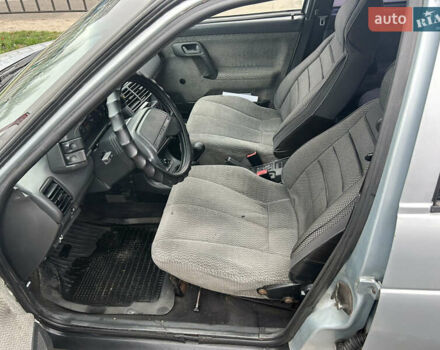 Сірий ВАЗ 2110, об'ємом двигуна 1.5 л та пробігом 270 тис. км за 1999 $, фото 13 на Automoto.ua