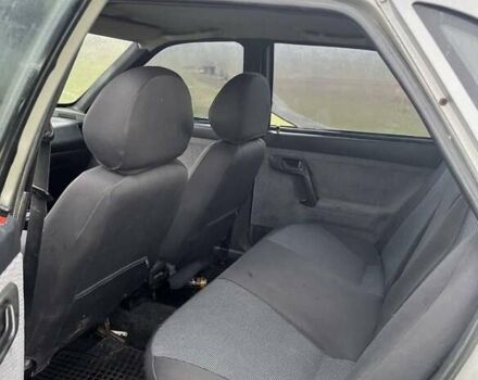 Серый ВАЗ 2110, объемом двигателя 1.5 л и пробегом 206 тыс. км за 1350 $, фото 5 на Automoto.ua