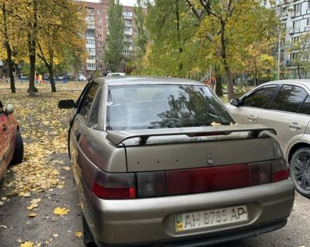 ВАЗ 2110 2002 в Днепре (Днепропетровске) на Automoto.ua Серый ВАЗ 2110, объемом двигателя 1.6 л и пробегом 205 тыс. км за 974 $, фото 6 на Automoto.ua