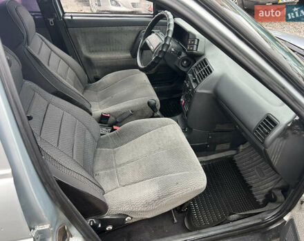 Сірий ВАЗ 2110, об'ємом двигуна 1.5 л та пробігом 270 тис. км за 1999 $, фото 15 на Automoto.ua