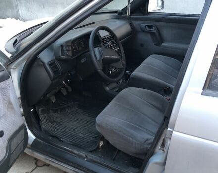 ВАЗ 2110 2002 в Тальном на Automoto.ua Серый ВАЗ 2110, объемом двигателя 1.5 л и пробегом 400 тыс. км за 1300 $, фото 2 на Automoto.ua