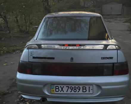 Серый ВАЗ 2110, объемом двигателя 1.5 л и пробегом 204 тыс. км за 904 $, фото 2 на Automoto.ua