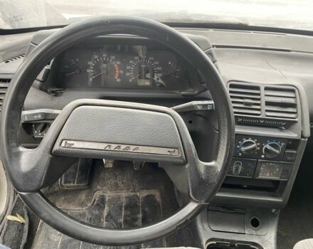 Серый ВАЗ 2110, объемом двигателя 1.5 л и пробегом 300 тыс. км за 1500 $, фото 3 на Automoto.ua