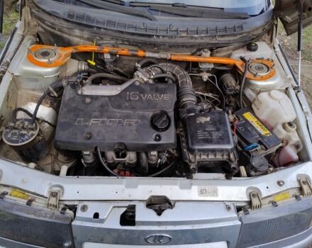 Серый ВАЗ 2110, объемом двигателя 1.5 л и пробегом 2 тыс. км за 2500 $, фото 2 на Automoto.ua