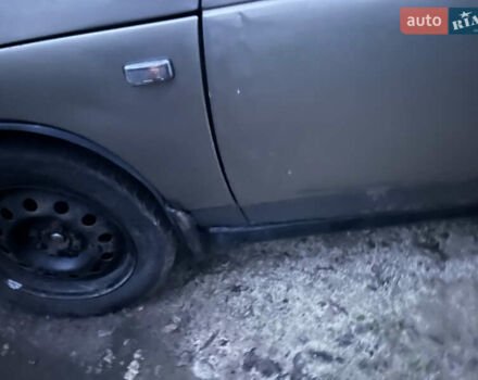Серый ВАЗ 2110, объемом двигателя 1.5 л и пробегом 288 тыс. км за 1100 $, фото 2 на Automoto.ua