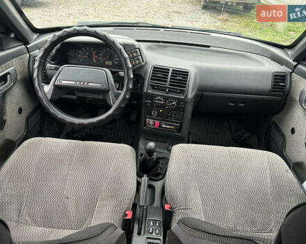 Сірий ВАЗ 2110, об'ємом двигуна 1.5 л та пробігом 270 тис. км за 1999 $, фото 12 на Automoto.ua