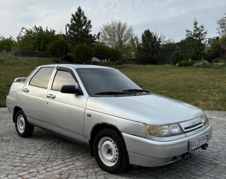 Сірий ВАЗ 2110, об'ємом двигуна 1.5 л та пробігом 263 тис. км за 1999 $, фото 1 на Automoto.ua