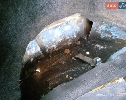 Серый ВАЗ 2110, объемом двигателя 1.5 л и пробегом 340 тыс. км за 2000 $, фото 23 на Automoto.ua