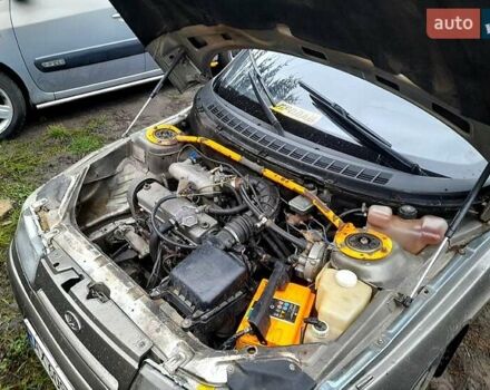Серый ВАЗ 2110, объемом двигателя 1.5 л и пробегом 300 тыс. км за 2200 $, фото 3 на Automoto.ua