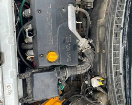 Сірий ВАЗ 2110, об'ємом двигуна 1.5 л та пробігом 200 тис. км за 1667 $, фото 4 на Automoto.ua