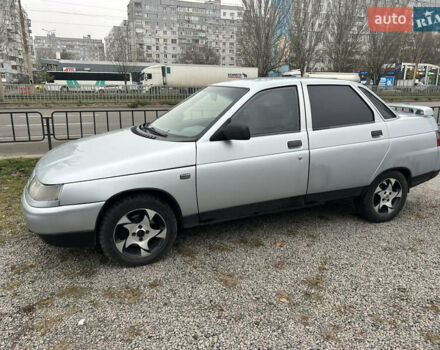 Сірий ВАЗ 2110, об'ємом двигуна 1.5 л та пробігом 270 тис. км за 1999 $, фото 2 на Automoto.ua