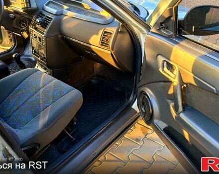 Серый ВАЗ 2110, объемом двигателя 1.5 л и пробегом 233 тыс. км за 1900 $, фото 9 на Automoto.ua