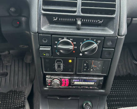 Сірий ВАЗ 2110, об'ємом двигуна 1.5 л та пробігом 270 тис. км за 1999 $, фото 22 на Automoto.ua