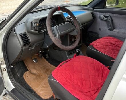 Сірий ВАЗ 2110, об'ємом двигуна 1.5 л та пробігом 263 тис. км за 1999 $, фото 10 на Automoto.ua