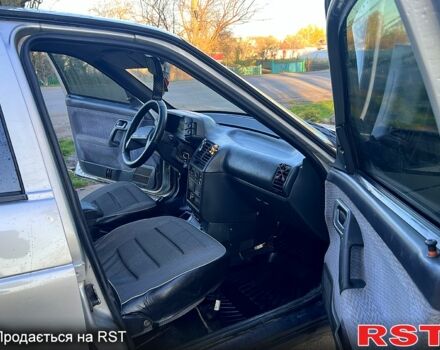 Серый ВАЗ 2110, объемом двигателя 1.5 л и пробегом 200 тыс. км за 1550 $, фото 9 на Automoto.ua