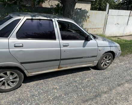 Серый ВАЗ 2110, объемом двигателя 1.6 л и пробегом 300 тыс. км за 900 $, фото 4 на Automoto.ua