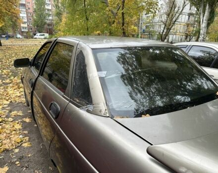 ВАЗ 2110 2002 в Днепре (Днепропетровске) на Automoto.ua Серый ВАЗ 2110, объемом двигателя 1.6 л и пробегом 205 тыс. км за 974 $, фото 5 на Automoto.ua