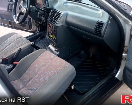 Серый ВАЗ 2110, объемом двигателя 1.5 л и пробегом 171 тыс. км за 2100 $, фото 5 на Automoto.ua