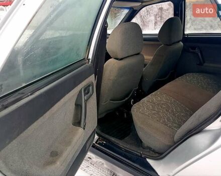 Сірий ВАЗ 2110, об'ємом двигуна 1.5 л та пробігом 258 тис. км за 1150 $, фото 5 на Automoto.ua
