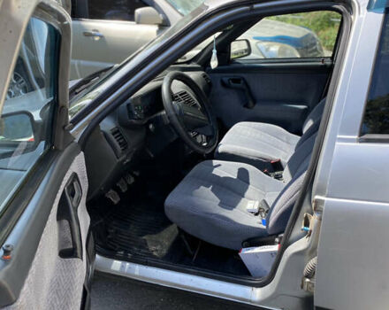 Сірий ВАЗ 2110, об'ємом двигуна 1.5 л та пробігом 215 тис. км за 2100 $, фото 2 на Automoto.ua