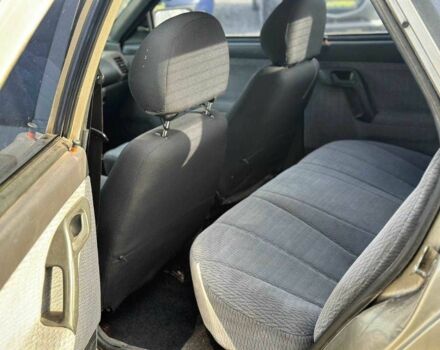 Серый ВАЗ 2110, объемом двигателя 1.5 л и пробегом 250 тыс. км за 1200 $, фото 4 на Automoto.ua