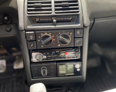 Сірий ВАЗ 2110, об'ємом двигуна 1.5 л та пробігом 215 тис. км за 2100 $, фото 6 на Automoto.ua