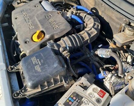 Сірий ВАЗ 2110, об'ємом двигуна 1.5 л та пробігом 213 тис. км за 1700 $, фото 12 на Automoto.ua