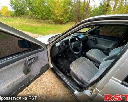 Сірий ВАЗ 2110, об'ємом двигуна 1.5 л та пробігом 0 тис. км за 1400 $, фото 6 на Automoto.ua