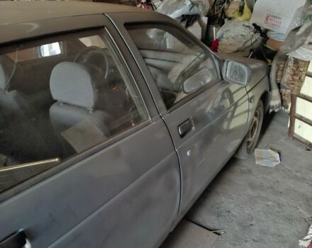 Серый ВАЗ 2110, объемом двигателя 1.5 л и пробегом 270 тыс. км за 1500 $, фото 1 на Automoto.ua