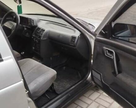 Сірий ВАЗ 2110, об'ємом двигуна 1.5 л та пробігом 168 тис. км за 1950 $, фото 14 на Automoto.ua