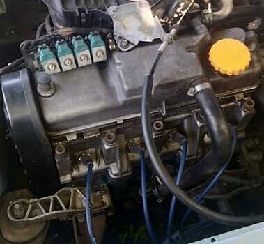 Серый ВАЗ 2110, объемом двигателя 1.6 л и пробегом 270 тыс. км за 1600 $, фото 6 на Automoto.ua