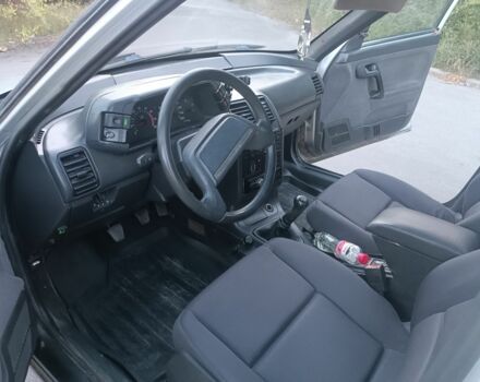 Серый ВАЗ 2110, объемом двигателя 1.5 л и пробегом 35 тыс. км за 1750 $, фото 5 на Automoto.ua