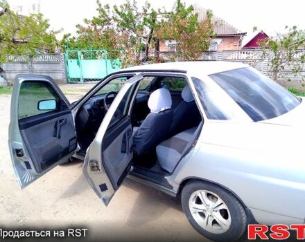 Серый ВАЗ 2110, объемом двигателя 1.6 л и пробегом 200 тыс. км за 2800 $, фото 1 на Automoto.ua