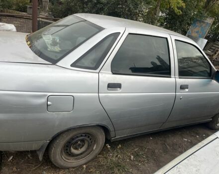 Серый ВАЗ 2110, объемом двигателя 1.6 л и пробегом 200 тыс. км за 288 $, фото 2 на Automoto.ua