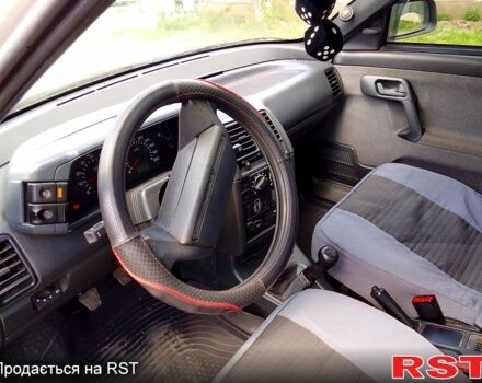 Серый ВАЗ 2110, объемом двигателя 1.6 л и пробегом 200 тыс. км за 2800 $, фото 2 на Automoto.ua