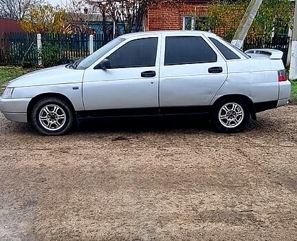 Серый ВАЗ 2110, объемом двигателя 1.5 л и пробегом 230 тыс. км за 1350 $, фото 5 на Automoto.ua